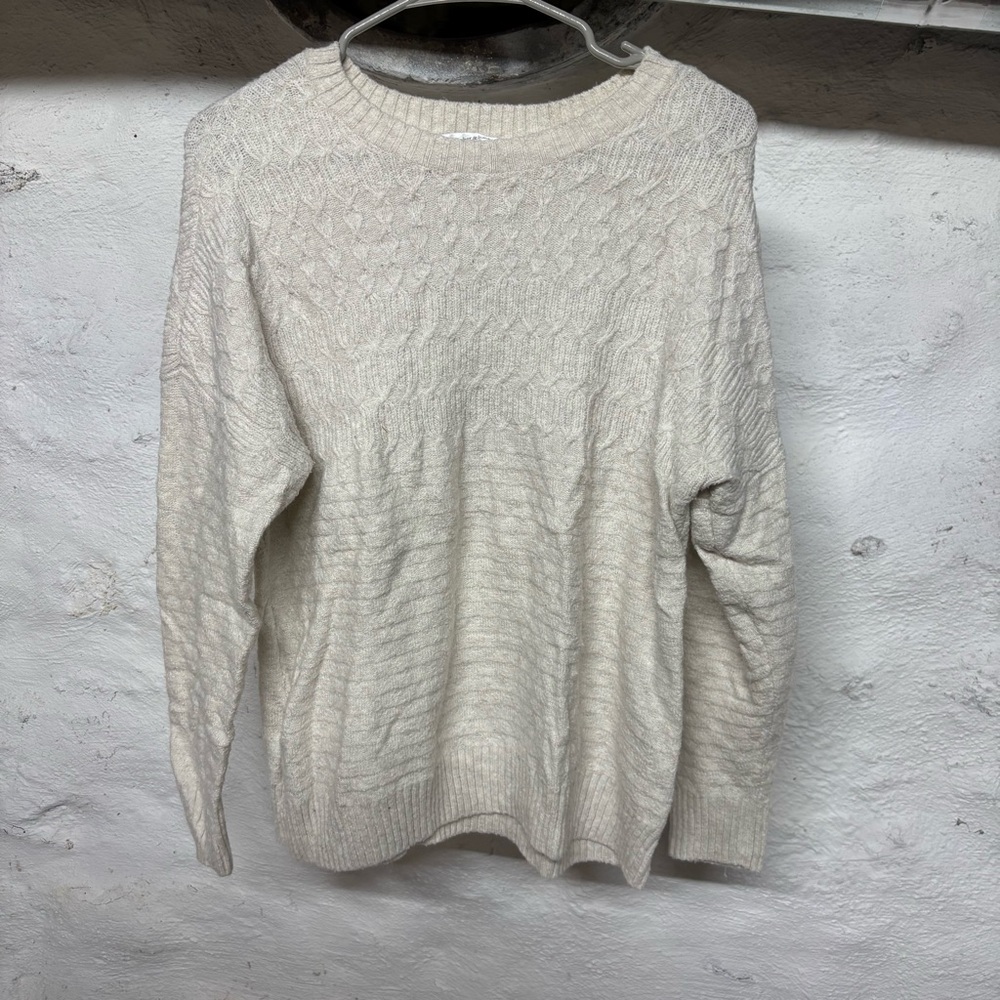 Cream Sweater Cristopher Banks